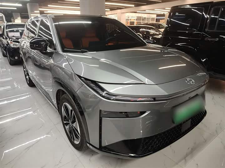 Фото 4 - Toyota bZ3X