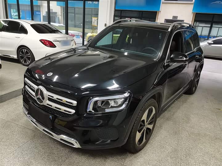 Фото 1 - Mercedes-Benz GLB-Class