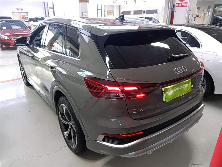 Фото 5 - Audi Q4 e-tron