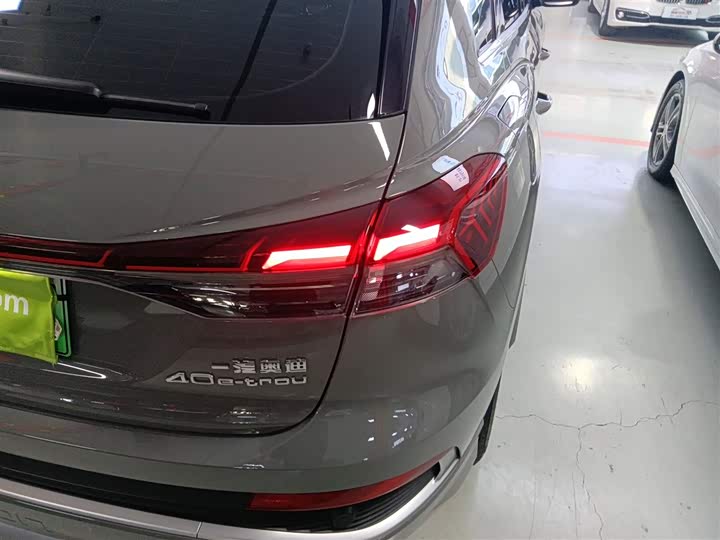 Фото 8 - Audi Q4 e-tron