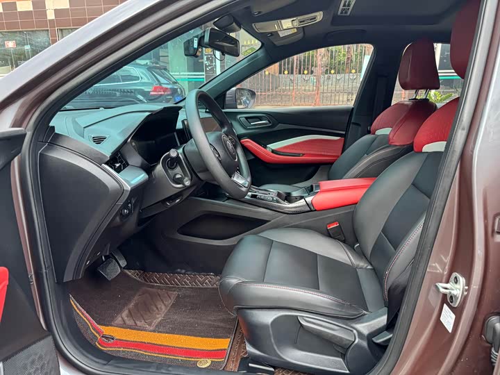 Фото 7 - MG Motor 5