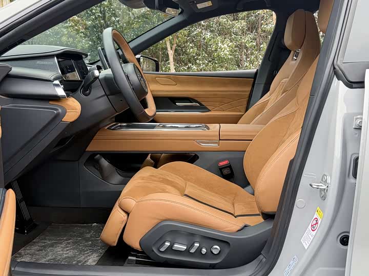 Фото 8 - Mazda EZ-6