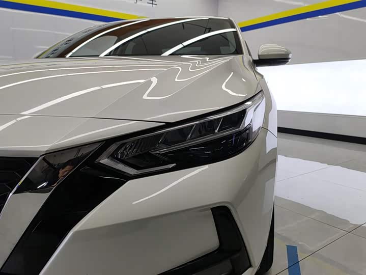 Фото 5 - Nissan Sylphy