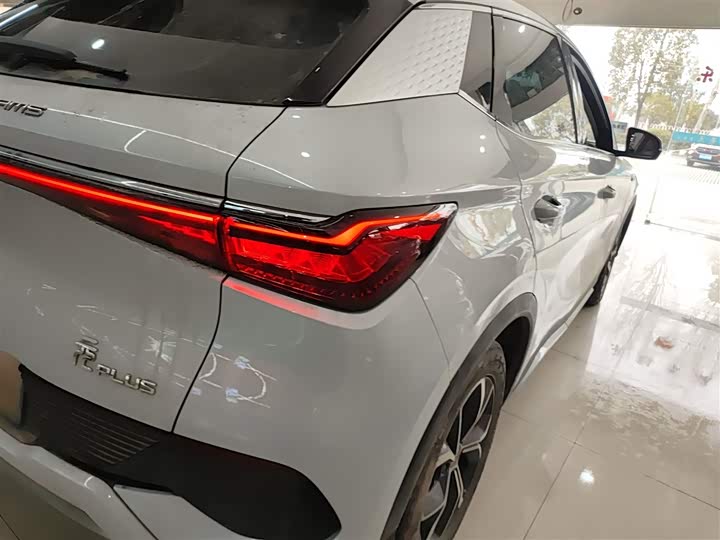 Фото 8 - BYD Yuan Plus