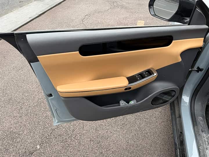 Фото 6 - Leapmotor C01