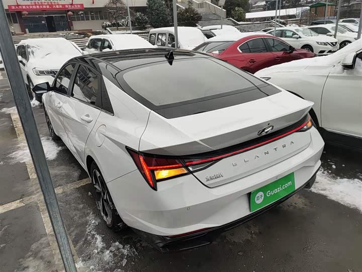 Фото 5 - Hyundai Elantra N line