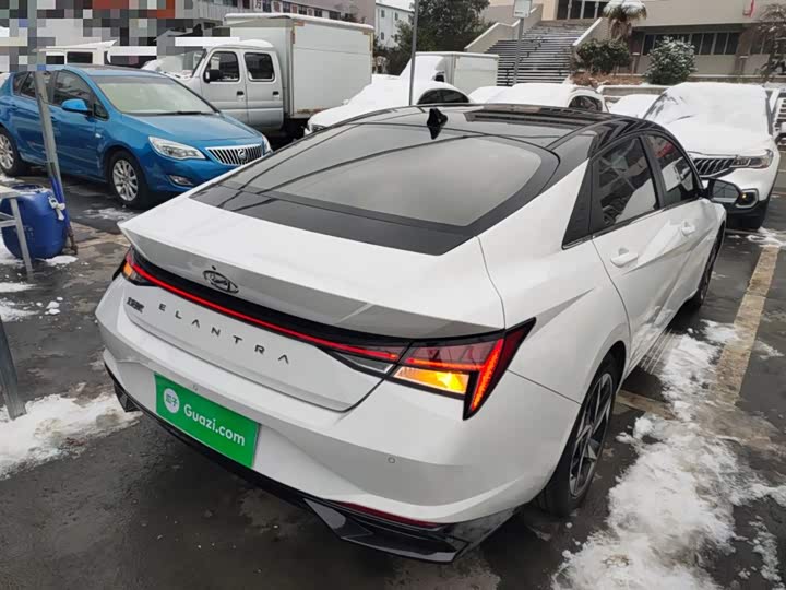 Фото 7 - Hyundai Elantra N line