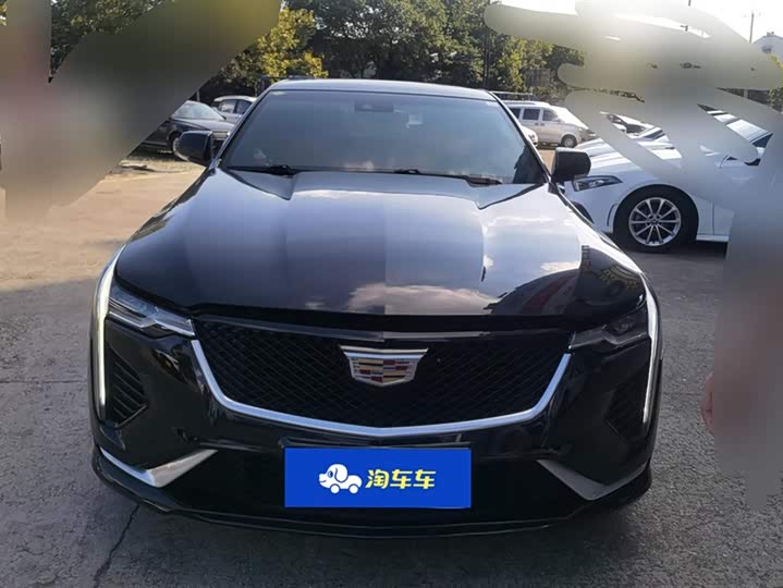 Фото 2 - Cadillac CT4