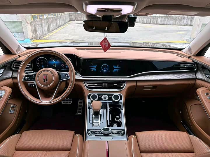 Фото 7 - Hongqi H9