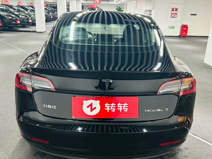 Фото 5 - Tesla Model 3