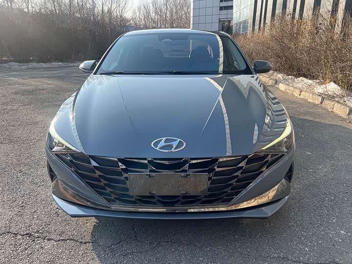 Фото 2 - Hyundai Elantra N line