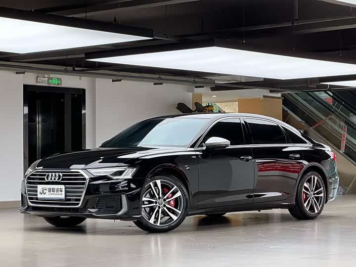 Фото 1 - Audi A6L