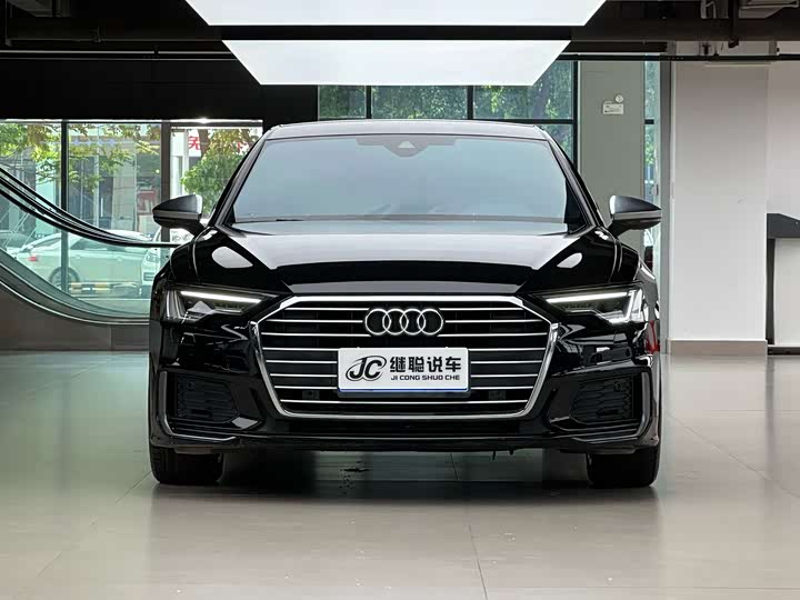 Фото 2 - Audi A6L