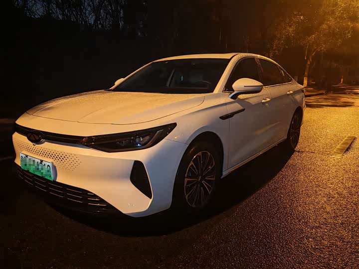 Фото 1 - Chery Fulwin A8