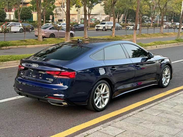 Фото 7 - Audi A5