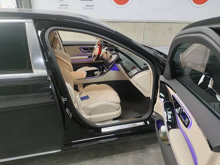 Фото 5 - Mercedes-Benz Maybach S-Class