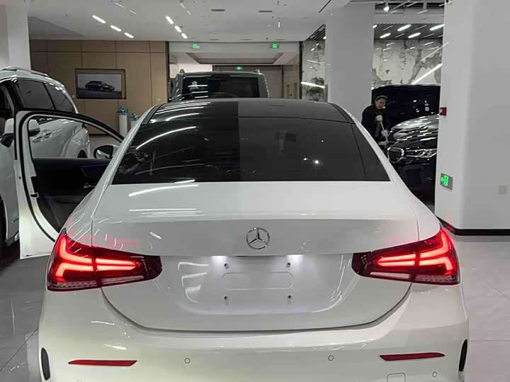 Фото 3 - Mercedes-Benz A-Class