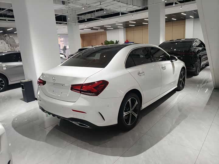 Фото 5 - Mercedes-Benz A-Class