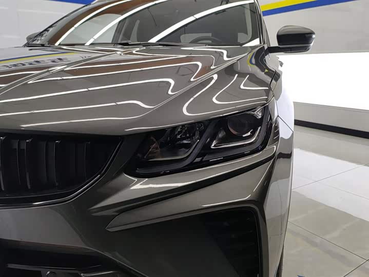 Фото 5 - Geely Coolray