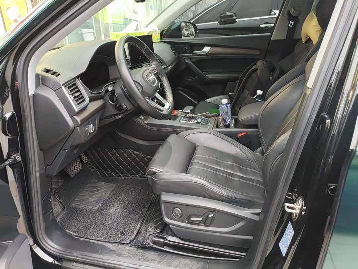 Фото 4 - Audi Q5L