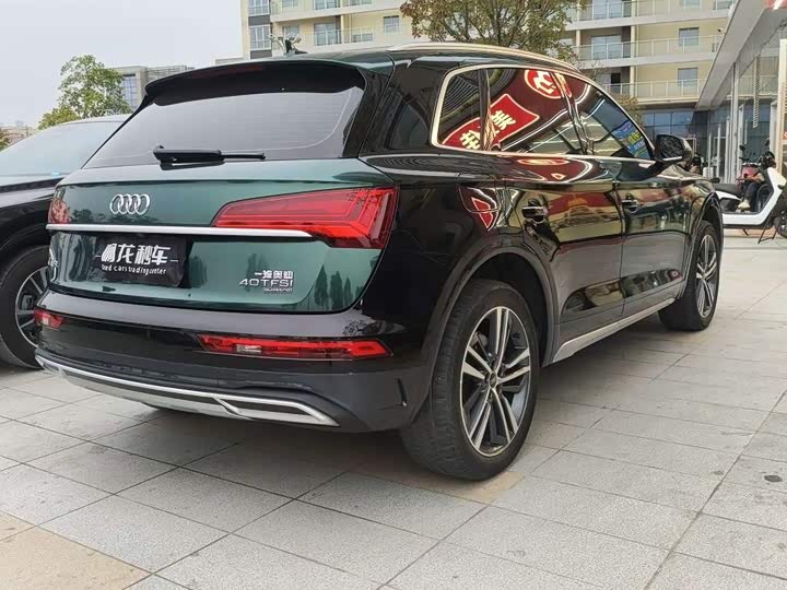 Фото 8 - Audi Q5L