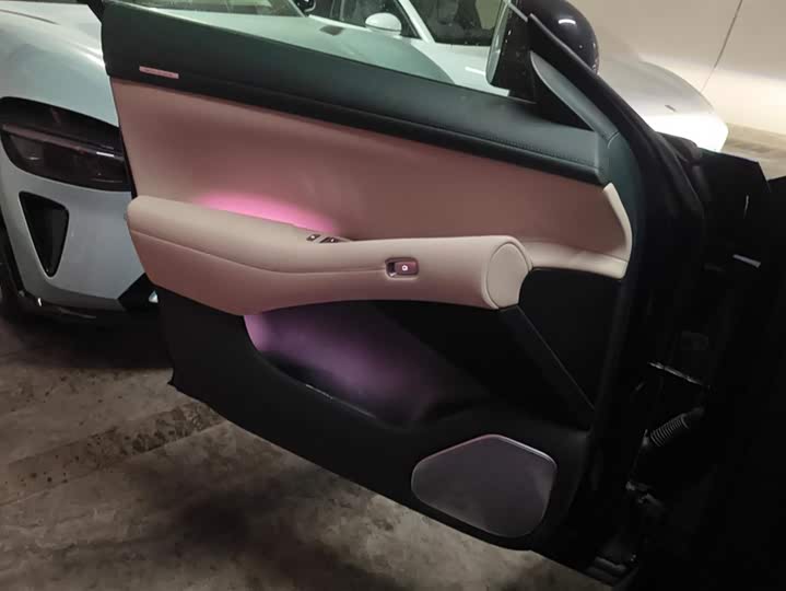 Фото 7 - Xiaomi YU7