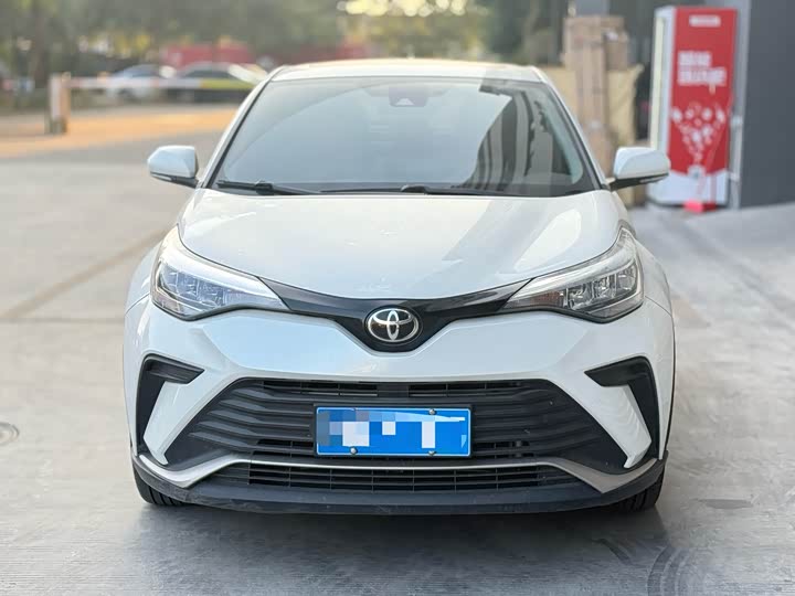 Фото 2 - Toyota Izoa