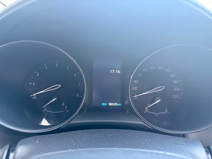 Фото 6 - Toyota Izoa