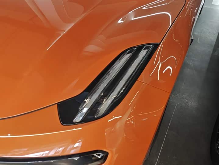 Фото 5 - Zeekr 001