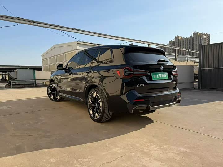 Фото 7 - BMW iX3