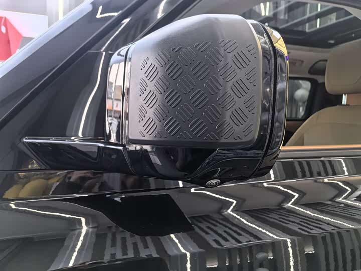 Фото 6 - Land Rover Defender