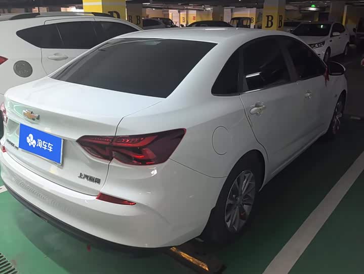 Фото 3 - Chevrolet Monza