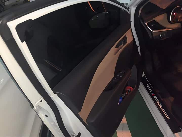 Фото 7 - Chevrolet Monza