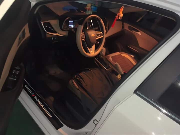 Фото 9 - Chevrolet Monza