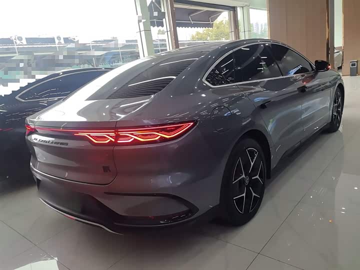 Фото 7 - BYD Han