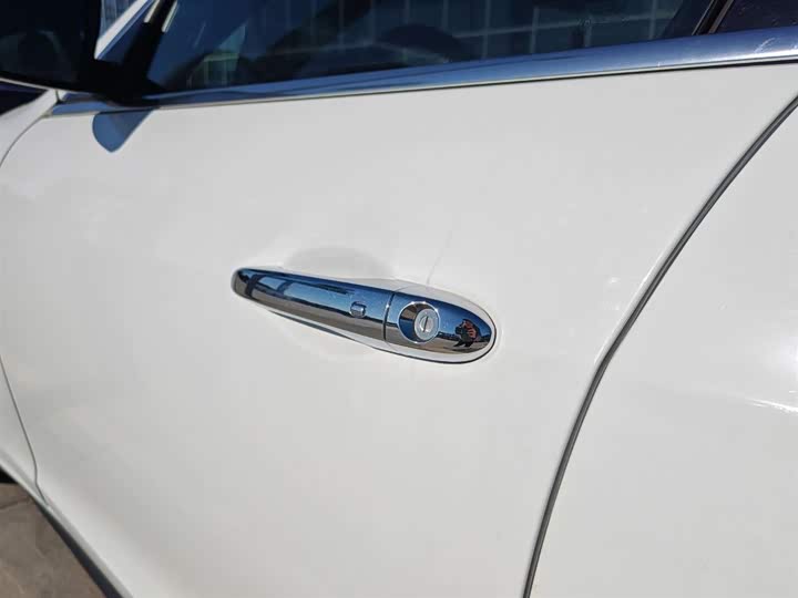 Фото 3 - Maserati Ghibli