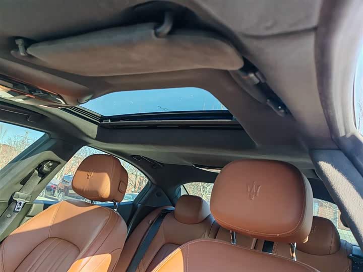 Фото 6 - Maserati Ghibli