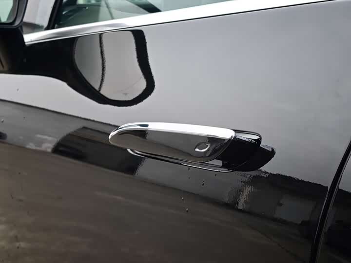 Фото 4 - Mercedes-Benz EQE SUV