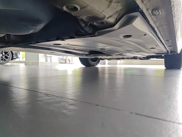 Фото 4 - Volkswagen Sagitar L