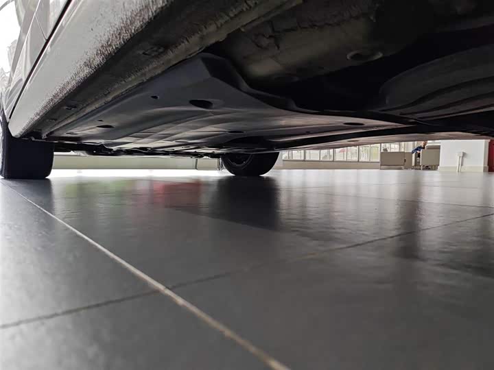 Фото 6 - Volkswagen Sagitar L