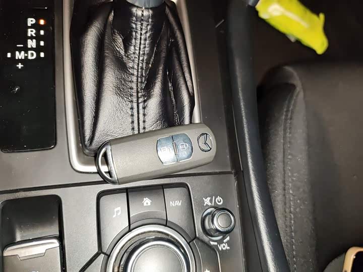 Фото 9 - Mazda CX-4