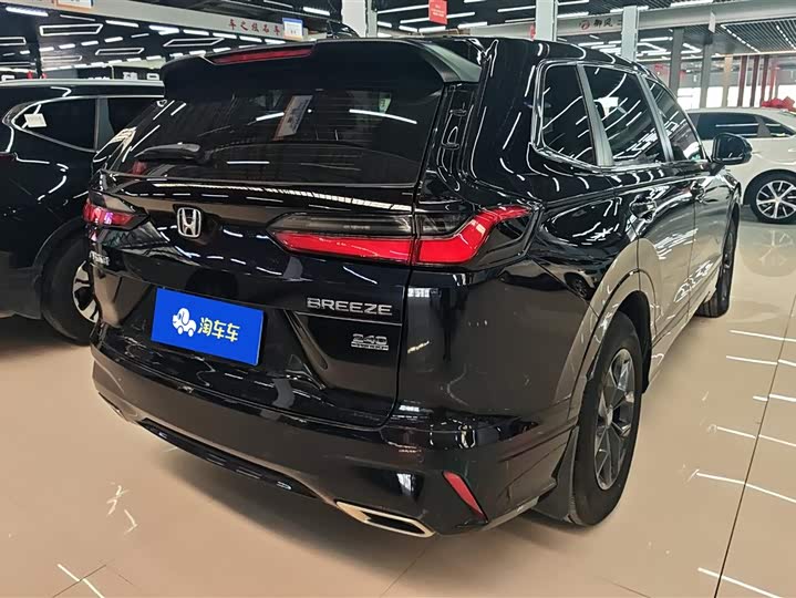 Фото 3 - Honda Breeze