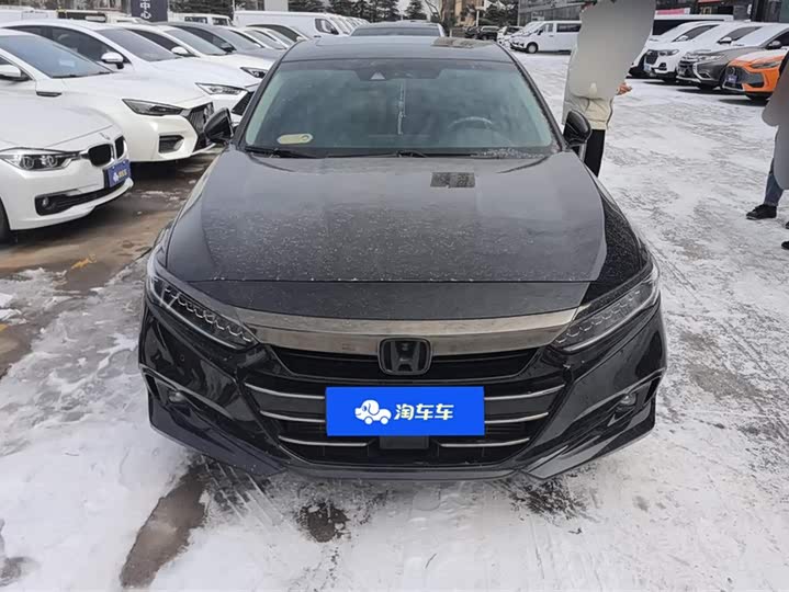 Фото 2 - Honda Accord