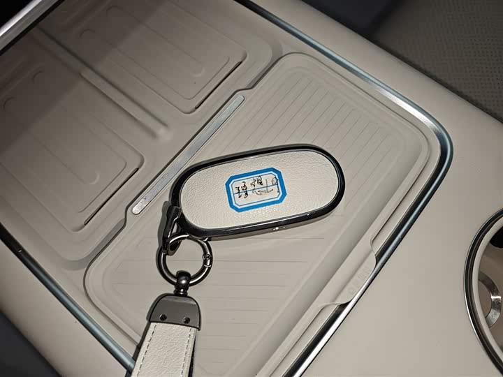 Фото 9 - LiXiang L9