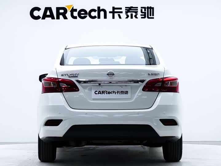 Фото 9 - Nissan Sylphy