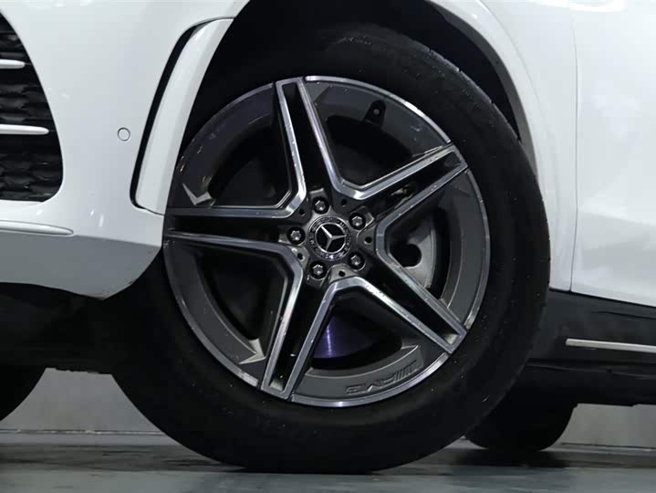 Фото 3 - Mercedes-Benz GLE-Class