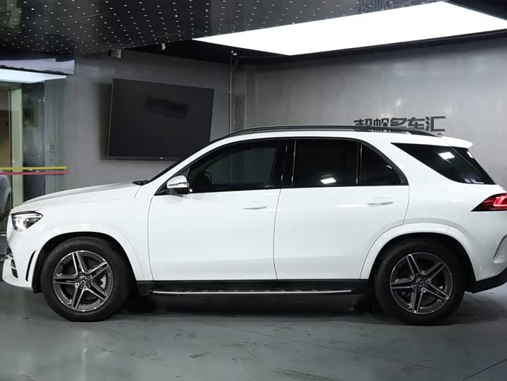 Фото 6 - Mercedes-Benz GLE-Class