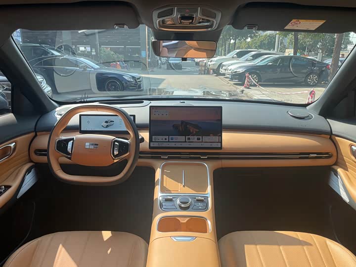 Фото 5 - Geely Galaxy Starship 7