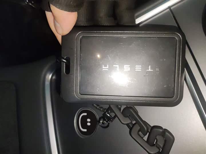 Фото 9 - Tesla Model Y