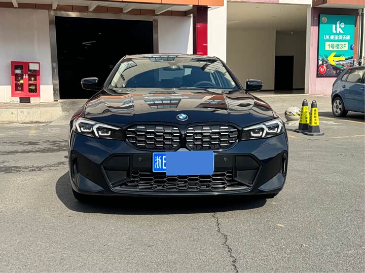 Фото 2 - BMW 3 Series